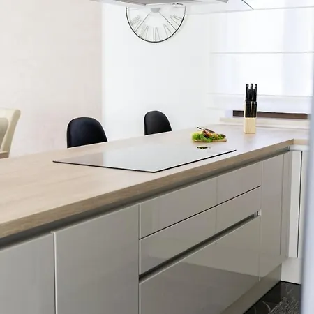 ヴィラ Alena In - Haus Fuer 8 Personen
